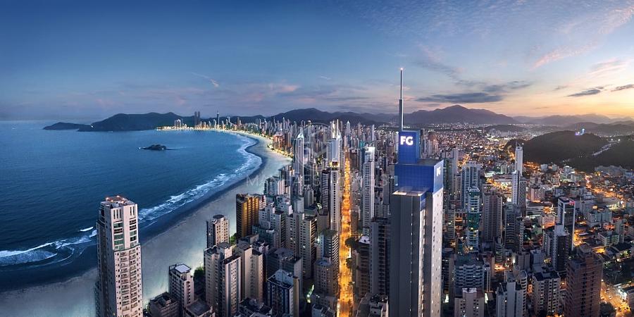 Sapphire Tower |
Uma pedra preciosa com muita história.