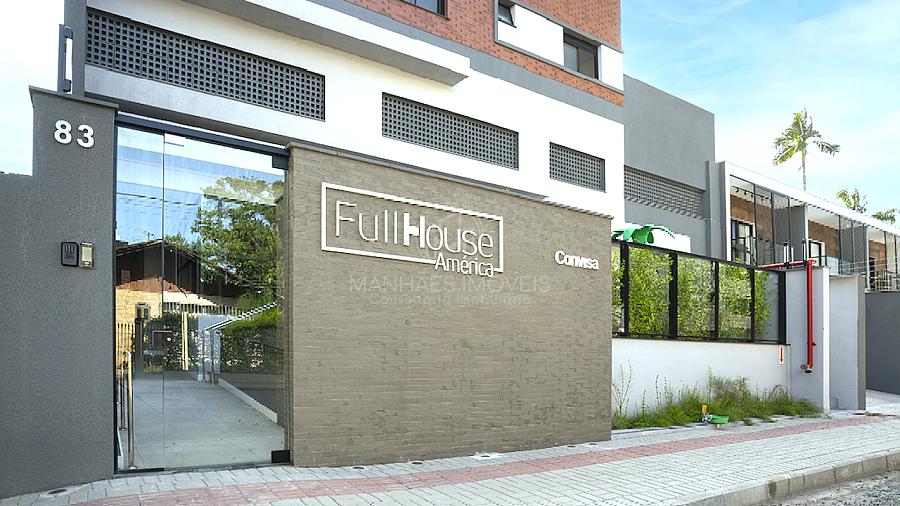 "Full House América: Perto de tudo que você precisa."