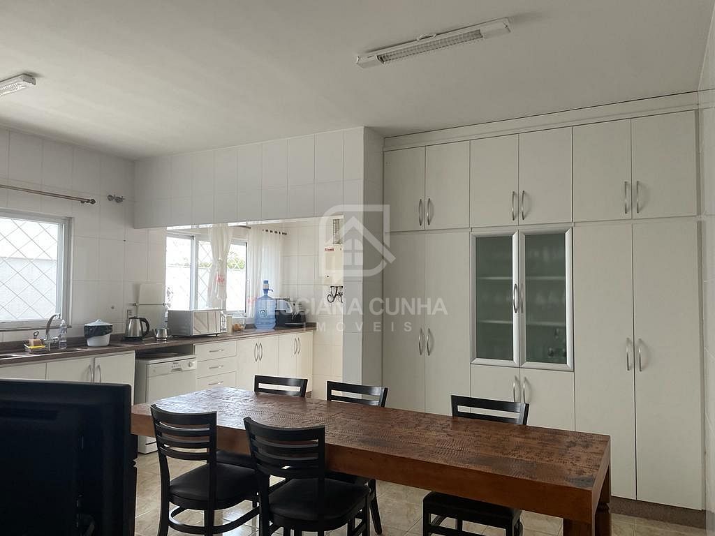 Casa, Oportunidade na Barra! Bela casa em ótima localização! - Balneário Camboriú - Barra