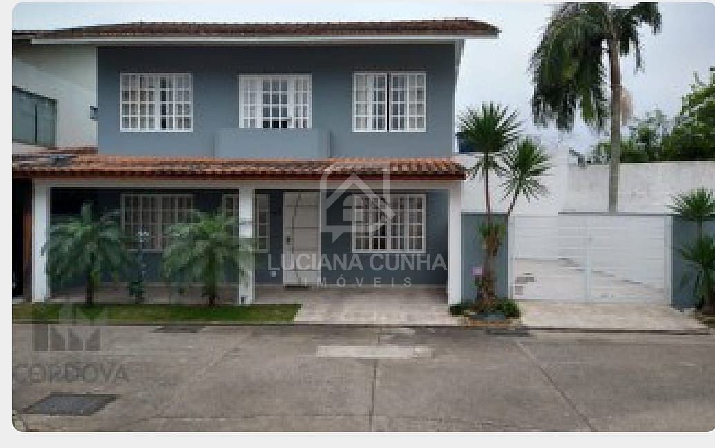 Sobrado, SOBRADO EM CONDOMÍNIO FECHADO - Balneário Camboriú - Centro