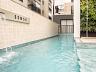 Piscina com cascata e raia de 12,5 metros