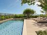 Piscina (paisagismo exclusivo
por Tellini Vontobel
e curadoria de Jordi
Castan)