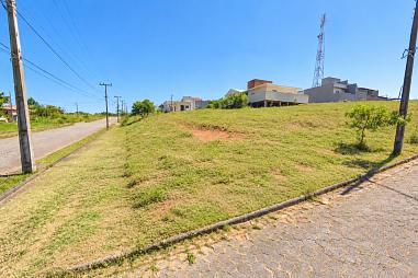 Terreno de esquina a venda em Governador Celso Ramos